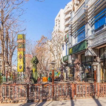 New Studio Carturesti - City Center Bucarest Esterno foto