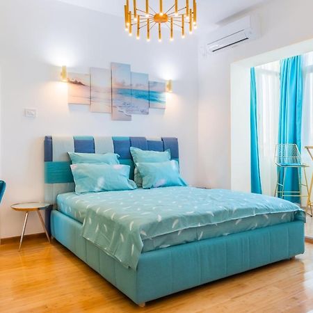 New Studio Carturesti - City Center Bucarest Esterno foto